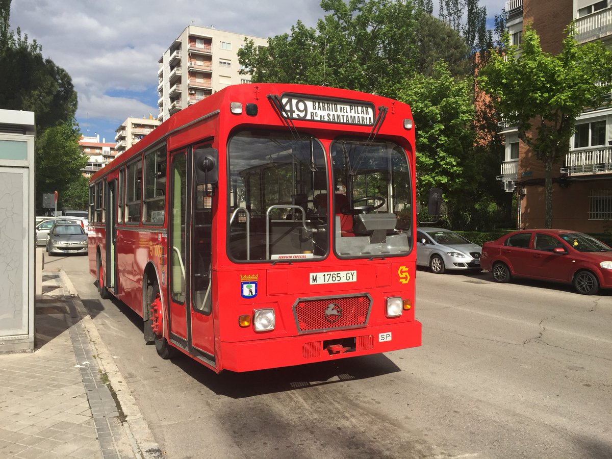 aemtbus's tweet photo. #actividadL49 y aquí estamos en la antigua cabecera de la línea 49. https://t.co/VrSFs4jZnY