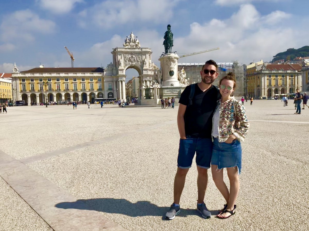 MacWiercinski's tweet photo. Playing tourists in Portugal with @mrswiercinski #Lisboa https://t.co/UxE4xDnaJ5