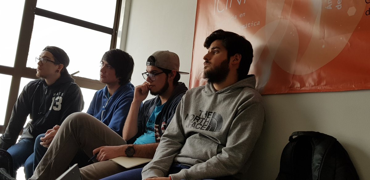 eduardoquiroga's tweet photo. Integrando estudiantes del programa regular y especial de la carrera Ingeniería en Computación e Informática @uandresbello, compartiendo experiencias en #ArquitecturadeSw #GestióndeProyecto #DesarrollodeSw en #OficinaTornado #FIUNAB https://t.co/iFveqFUGIu
