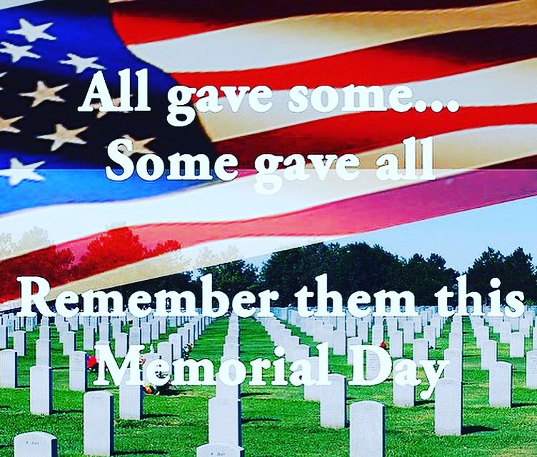 ChiefSimonsNPD's tweet photo. This Memorial Day we remember the men and women that made the ultimate sacrifice in service to our nation. #MemorialDay #SomeGaveAll #NeverForget #NbptPD https://t.co/51U32bZonS