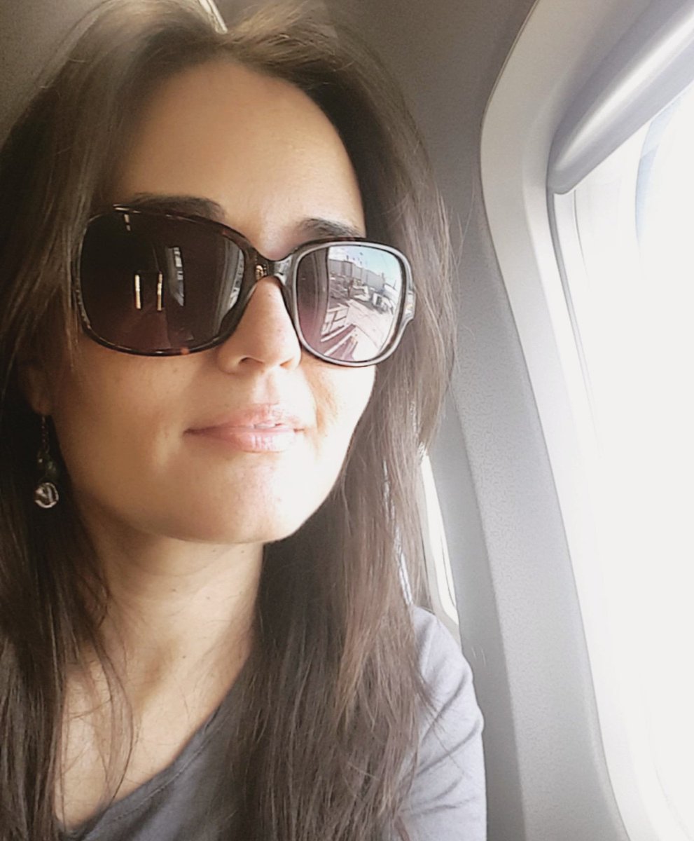 danicamckellar's tweet image. New adventures, here we come...! 😎🎬
.
.
.
.
.
#ohcanada🇨🇦 @hallmarkchannel #moviemaking #actorslife #grateful ❤
