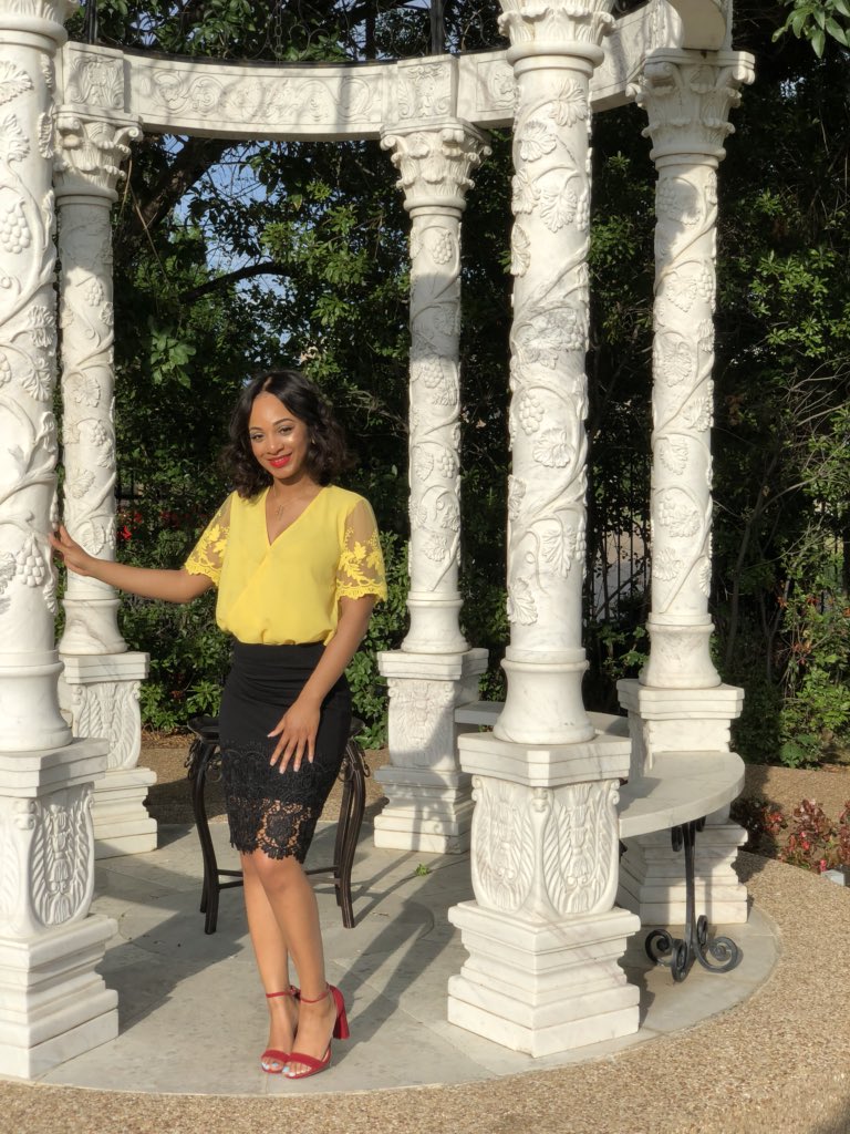 CallMeJass_'s tweet image. Wedding Tingz 👰🏾💍😍  Coleman Love in Full Effect Yesterday ❤️🐘💜💛🐶 ft. My TR3  #HappilyHorneAffair #100YearsofColemamLove #ThetaTheta&amp;amp;ThetaNu