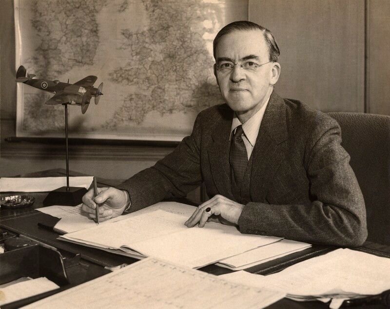 LabourInColour's tweet image. "Violent statements and threats cannot provide a solution to the problem. They can only exacerbate feeling and make a clash of forces inevitable"

Stafford Cripps, Labour Chancellor of the Exchequer and Leader of the House of Commons, 1942 (original owner (NPG) Central Press)