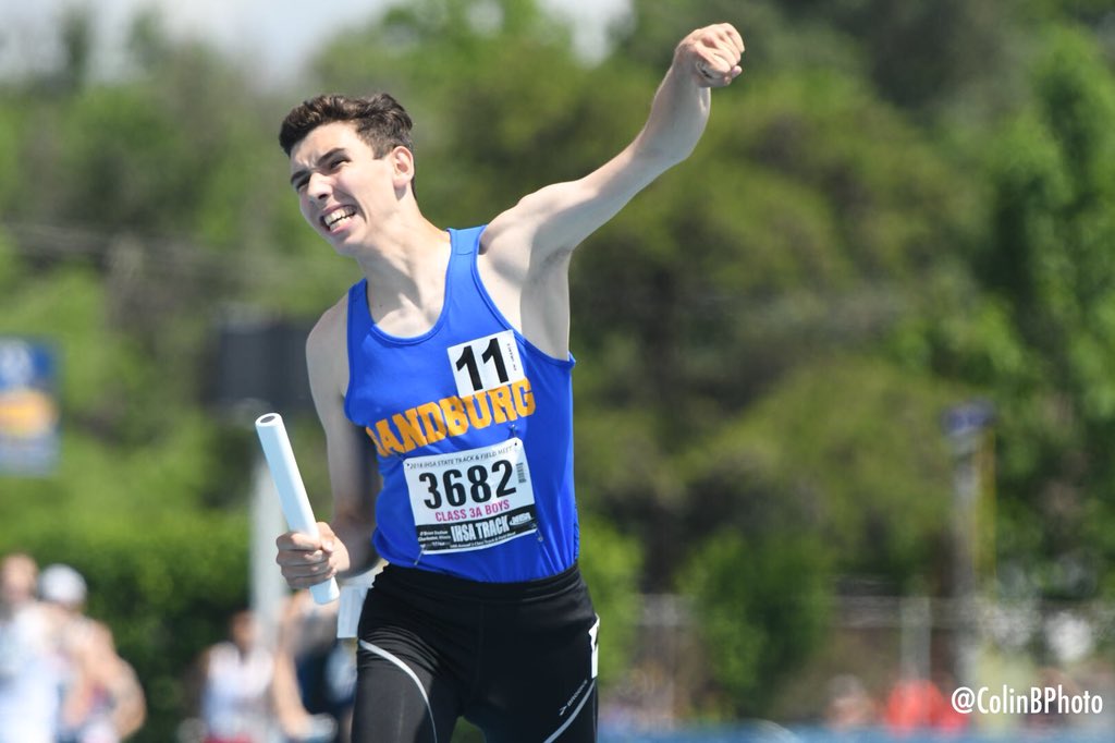 MSHeartland_'s tweet image. Dylan Jacobs drives @SandburgTrack in for the 4x800 win in 7:45.12 #BTFState18 🔥