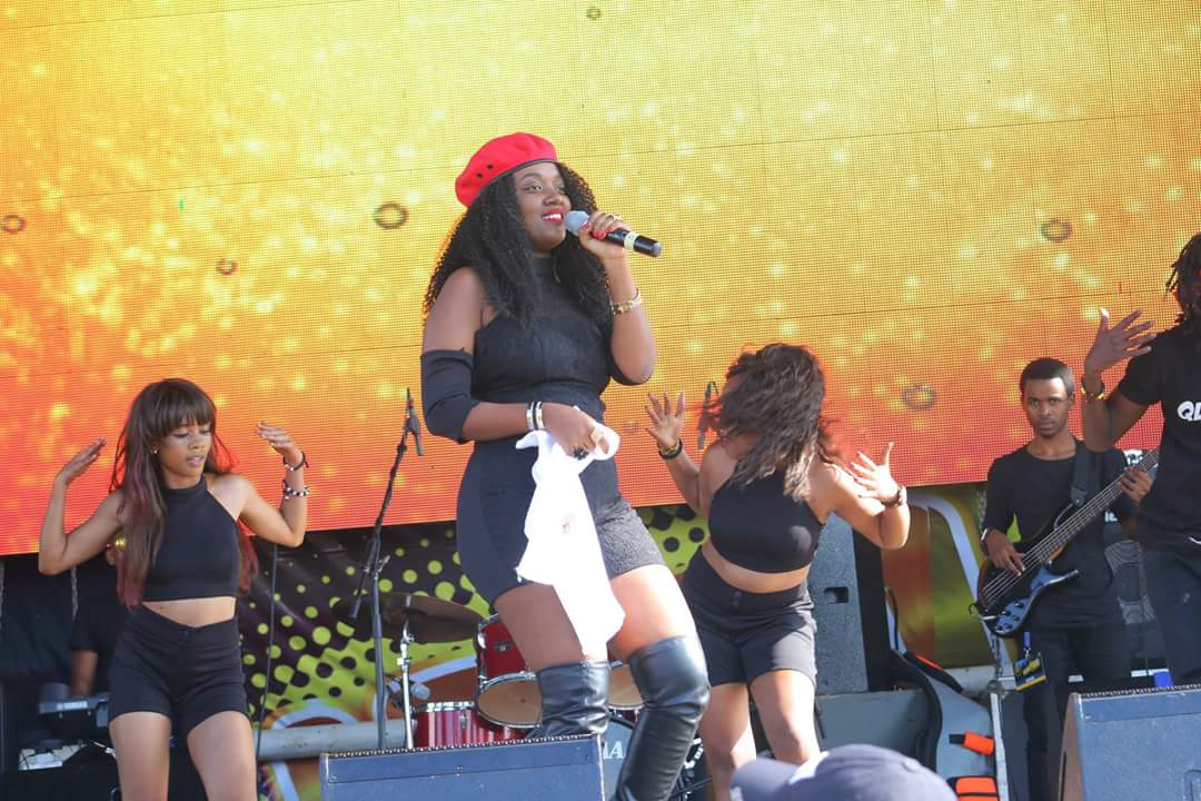 themanerwanda's tweet photo. Queen of the stage. She was burning... #Gicumbi #Primus #IndiRoundIrindiJwi #PGGSS8 thank you at all Fans https://t.co/Hw7MnU41SD