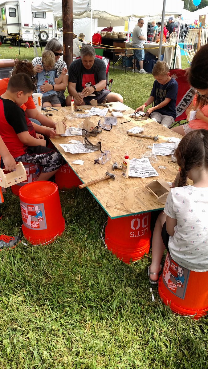 Busy with the kids workshop!! <a href="/jcruz_x/">🇨🇴</a> <a href="/kamizaiah/">Erica Carter</a> <a href="/sours25/">Stephanie</a> @kristyk2003