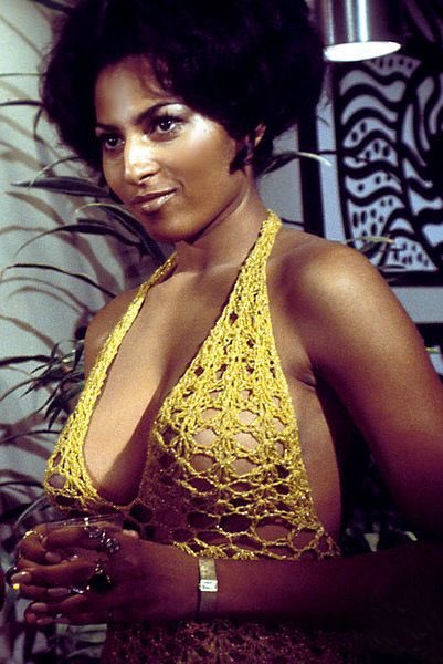 Happy birthday to the amazing, original FOXY BROWN Pam Grier. 