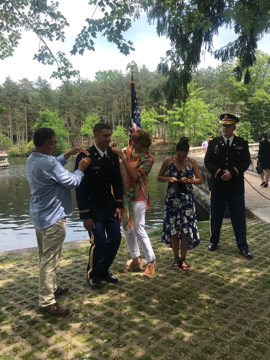 BoroCoachJJ's tweet image. I remember dropping this guy off for R-Day with his freshly shaved head and taking this photo. Just 47 months later he’s become a Second Lieutenant. Proud of my guy @_luke_morrison_  for making it thru and excited for his future #USMAPS #ArmyWPMBB