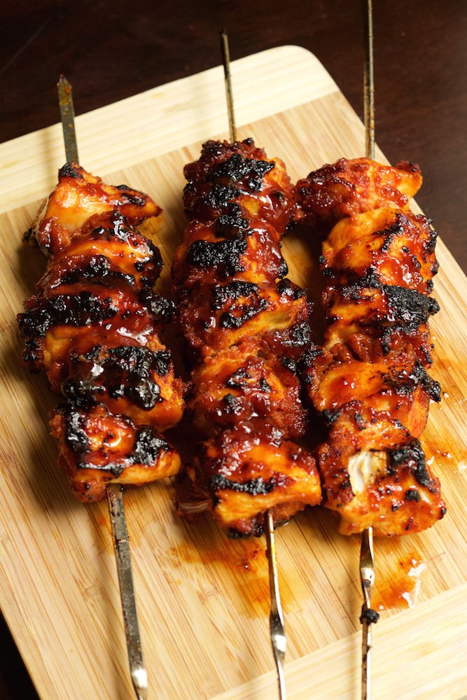 What are you throwing on the grill this weekend? We're going with our Bourbon Bacon BBQ Chicken Kebabs! #foodies Recipe ---> cookingwithjanica.com/bourbon-bacon-…