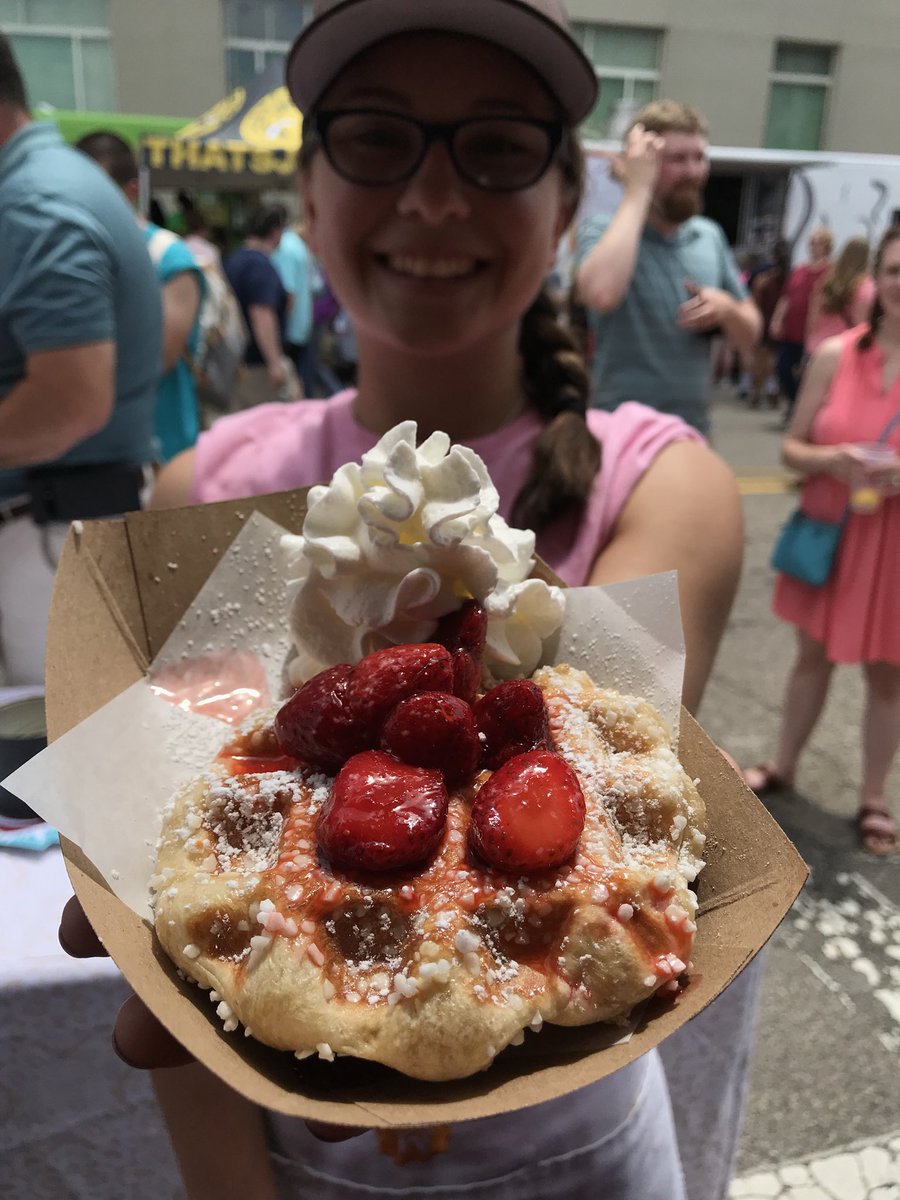 Marty's Waffles tweet media