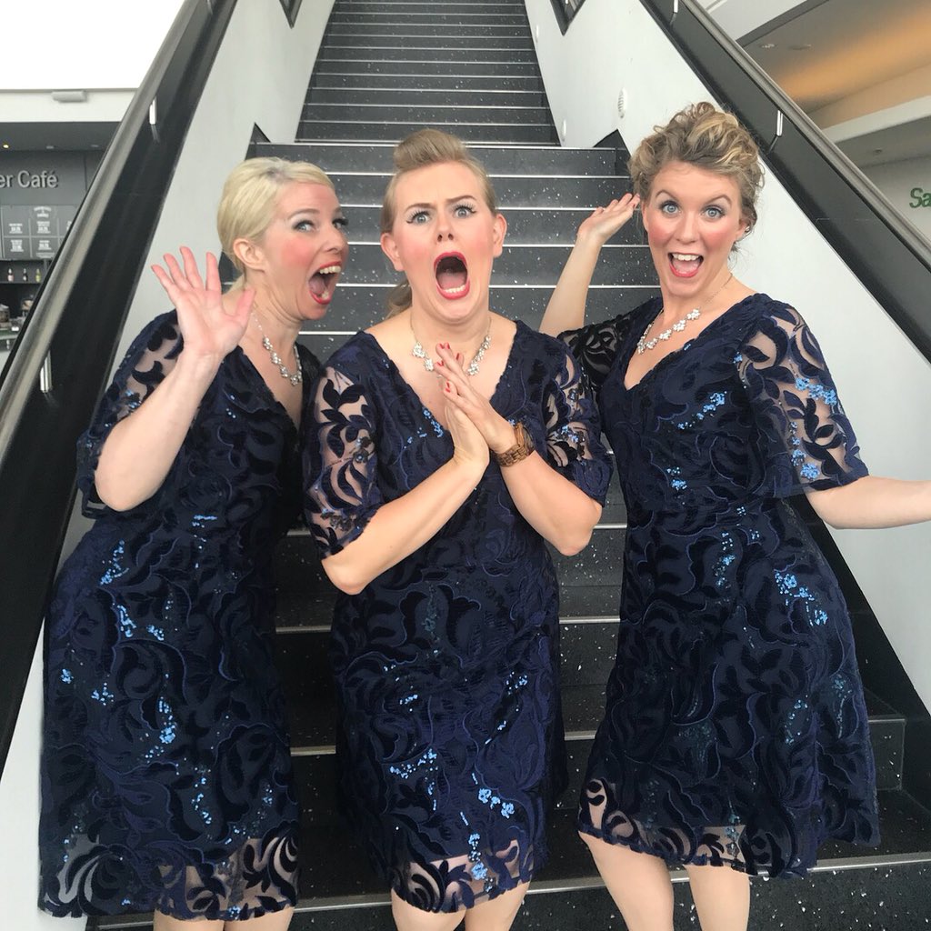LCSchorus's tweet photo. What a beautiful Saturday, and so are our terrific tenors! For those at BABS have an awesome convention. #conventionthrowbackweek #conventionthrowback #SANCL18 #sweetadelines #sairegion31 #quartetofnations #barbershopchorus #barbershopmusic #tenorsection #barbershopchoir https://t.co/3fhN4YJtNR