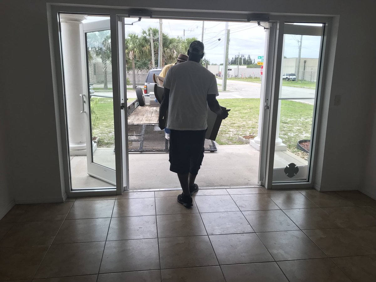 MaxoutChurch's tweet photo. A message from Pastor Leo:

We are a church under construction! Things are coming together, and the journey has been so rewarding! Thank you to @maxoutchurch men for assisting with this transition. I just want to thank my church for your SUPPORT! WE ARE A TEAM! https://t.co/nIOoL1KxcC