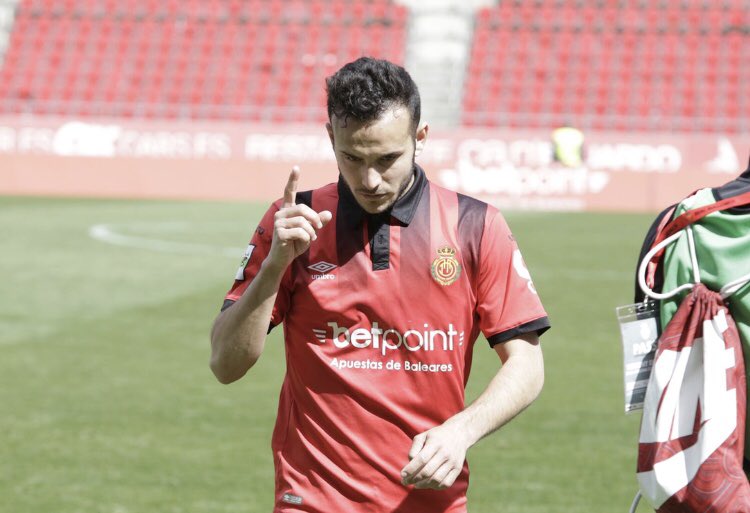 Joan2Sastre's tweet photo. Demà a Anduva a les 17:30⚽️👍🏼 https://t.co/R94w1beesF