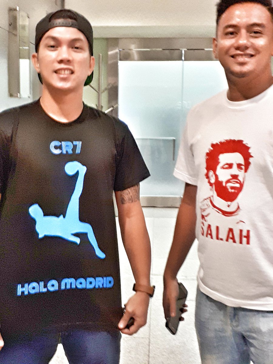 Kutchang15's tweet photo. Cr7 or Salah
#UCL https://t.co/YHhspceOYv