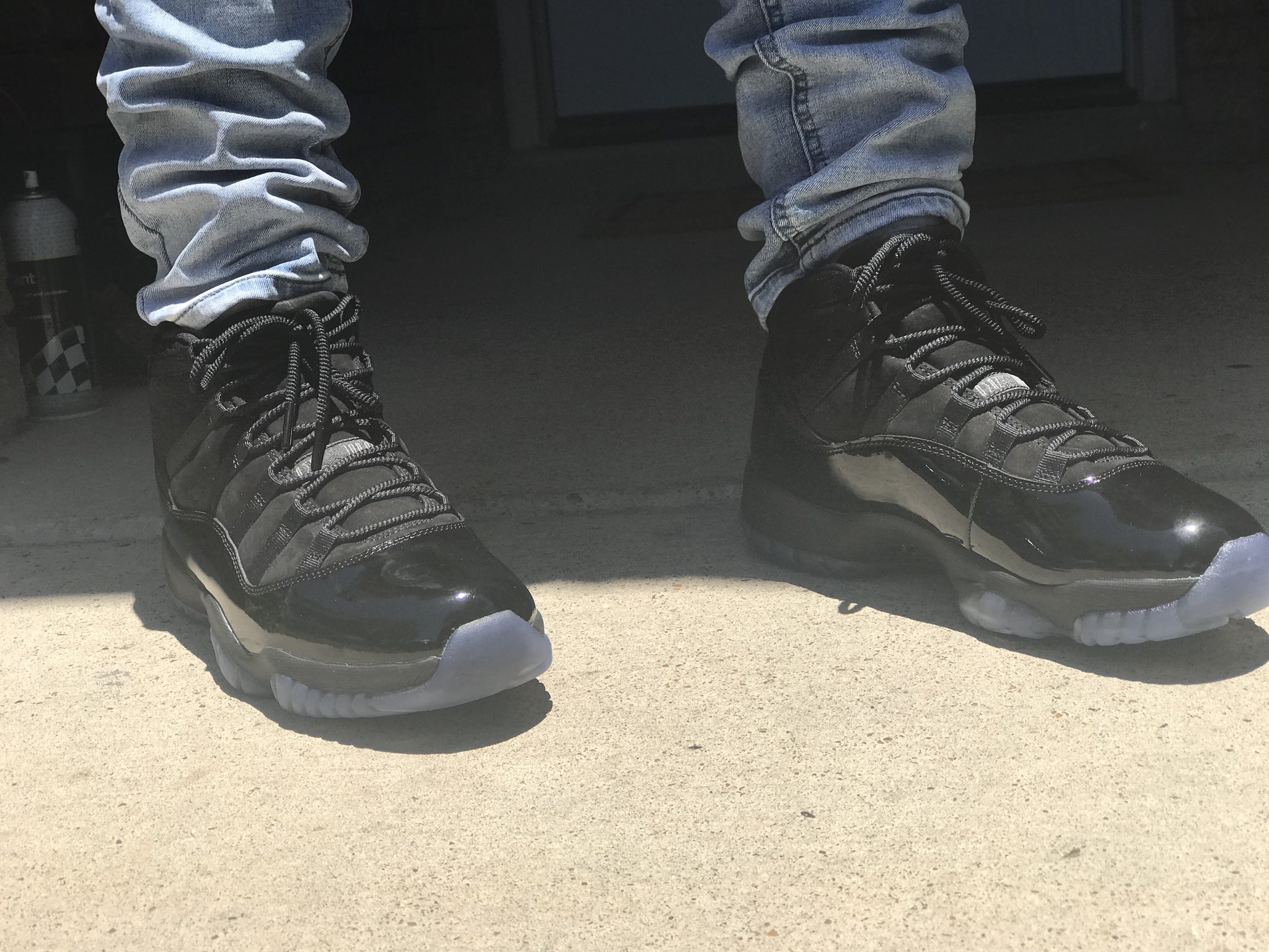 Cap and gown 11 on feet hot sale