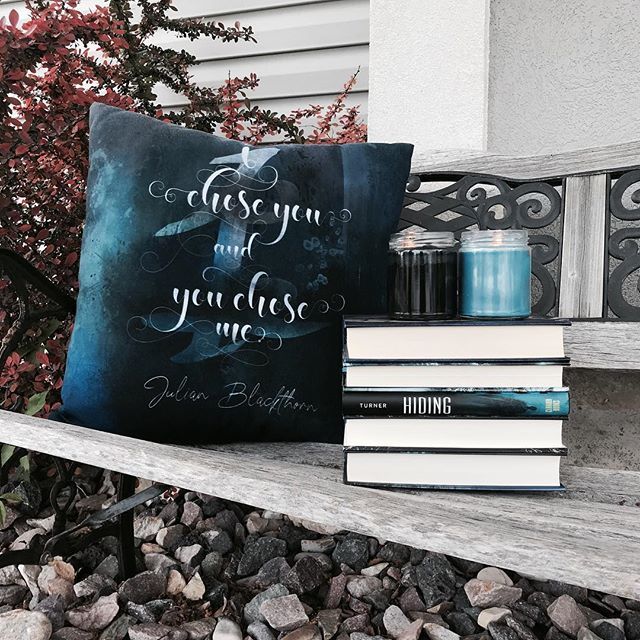 💙🖤💙GIVEAWAY💙🖤💙
.
Have you ever played the game I Spy???? Today’s I’m going to give you a few clues to what I hid in my picture and if you guess right you will be entered into a great giveaway!
.
I spy with my little eye a beautiful quote from a f… ift.tt/2IMJ2Er