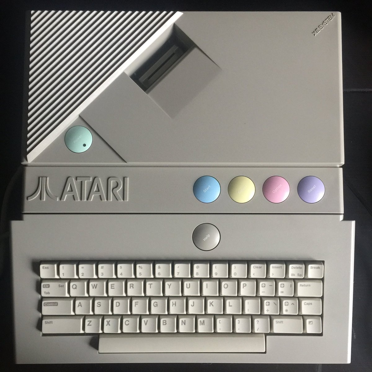 tooloudtoowide's tweet photo. finally #hunted #incollection #atarixegs #xegs love this design of last #atari #atarixe #8bit https://t.co/TIoFtevgjO