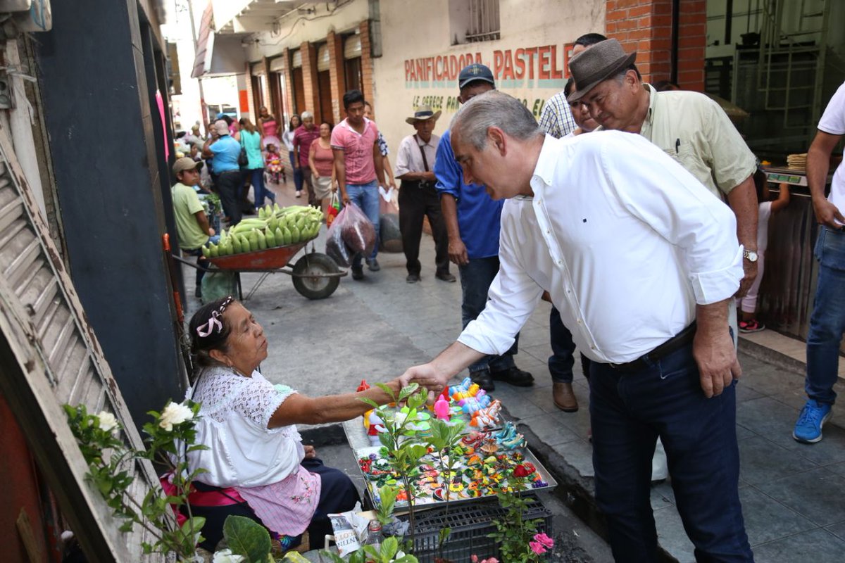 Hagamos realidad la transformación del país: <a href="/julenrementeria/">Julen Rementeria</a> <a href="/CDEPANVeracruz/">CDE PAN VERACRUZ</a> <a href="/PRD_Ver/">PRD Veracruz</a> <a href="/MovCiudadanoVer/">Movimiento Ciudadano Veracruz | Movimiento Naranja</a> #PorMéxicoAlFrente #ManosALaObra #Elecciones2018  nuestroenfoque.mx/noticias/3400-…