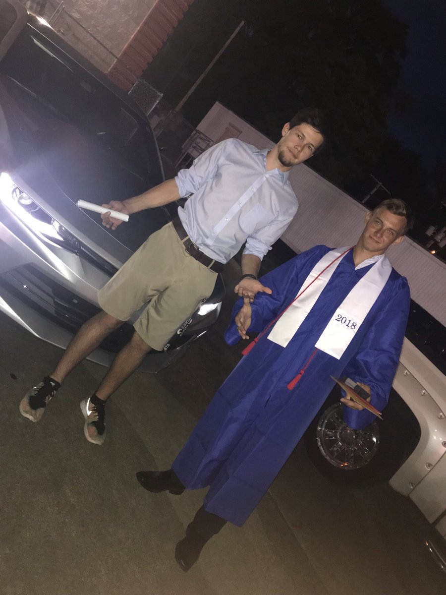 camronjohnson81's tweet photo. Blessed to be here! Couldn’t ask for a better beginning of another chapter🤘 https://t.co/Aydj0HGghh