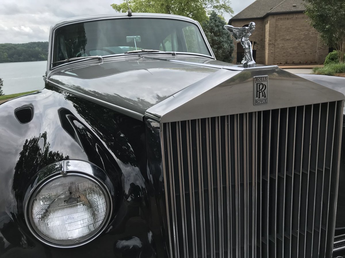 SocialProtocol_'s tweet photo. Great day shooting for TLC Transportation! I really enjoyed getting to drive and photograph this 1957 @RollsRoyce and late 50’s @BentleyMotors https://t.co/32NmtwQesB
