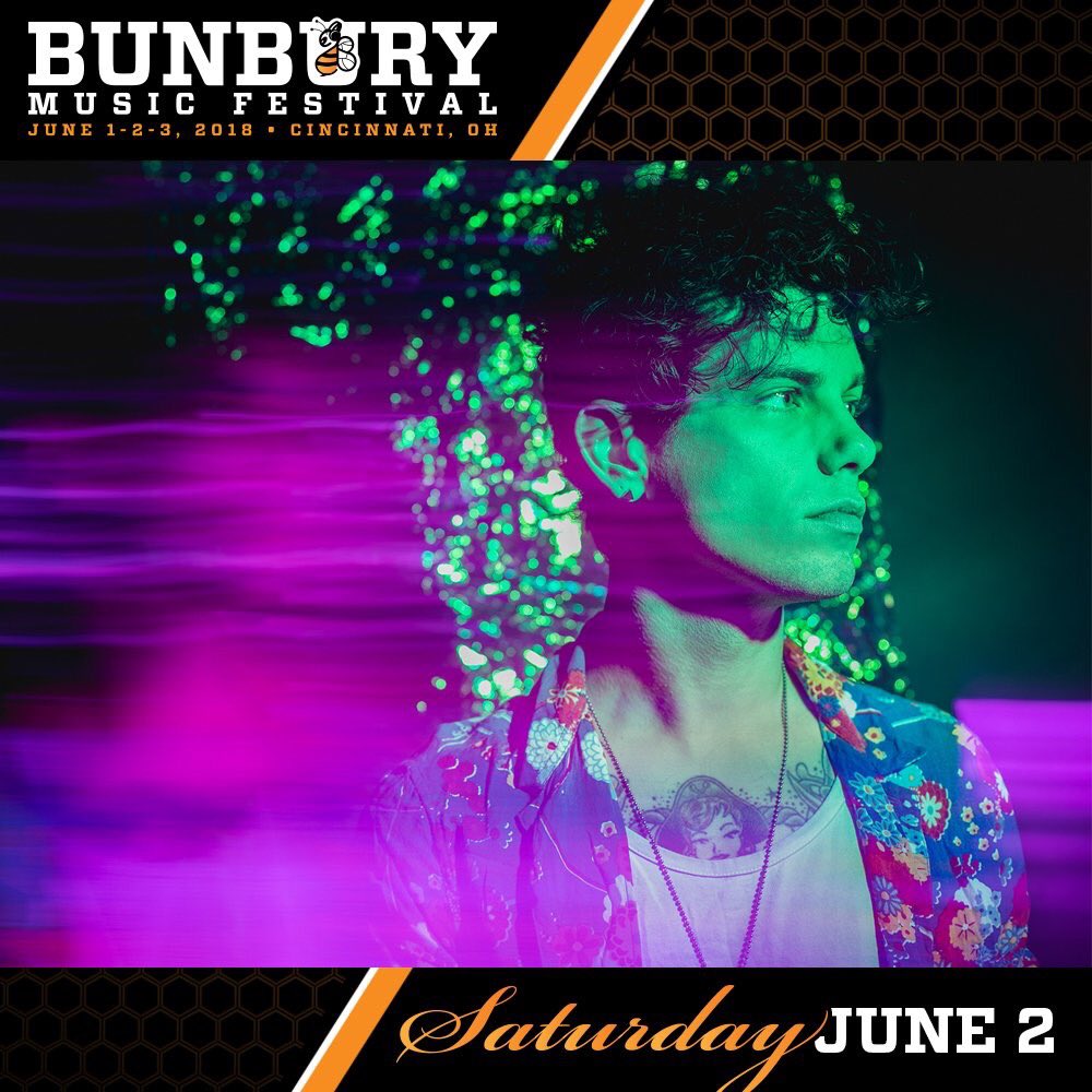 vesperteeninfo's tweet photo. One more week until Vesperteen perform at @bunburyfestival!
Fit them into your festival schedule from 3-3:30 on the Sawyer Point Stage next Saturday. 🤟 https://t.co/1YNj8TMtG4