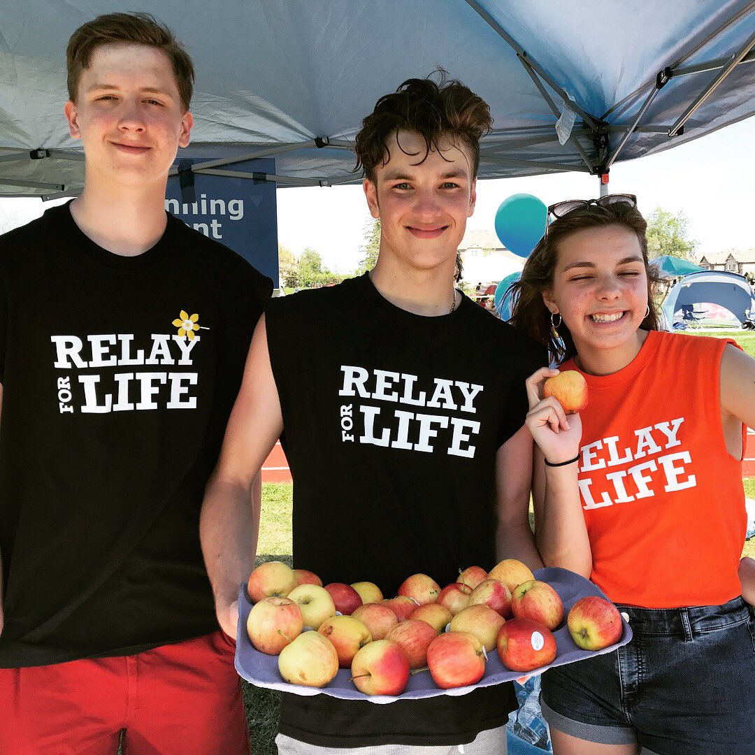 rezrelay's tweet photo. Thank you to Martin’s Family Fruit Farm for donating so many delicious snacks to our relay! https://t.co/F4yoEftTUF