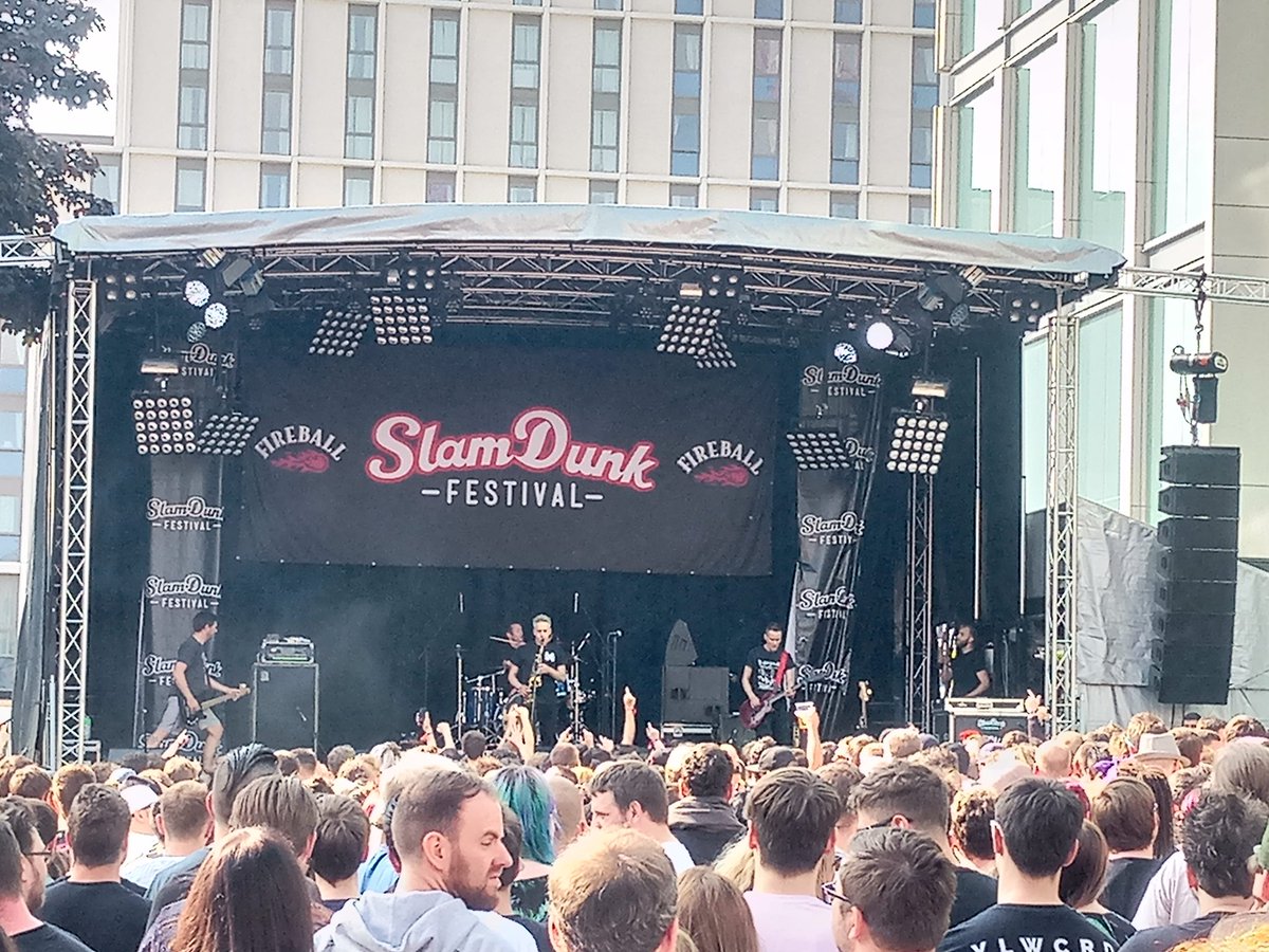 MissBorwick's tweet photo. #SDF18 #GoodCharlotte #SaveFerris #Zebrahead #Capdown #Pvris #TwinAtlantic #LowerThanAtlantis https://t.co/RmA6IMnp2F