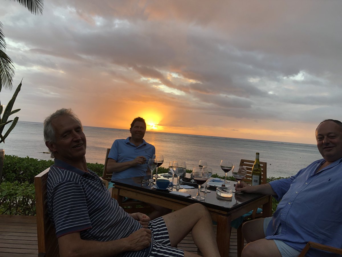 MartinBrage's tweet photo. Great lunch at the Lux Le Morne Mauritius https://t.co/Nilzn40Gw2