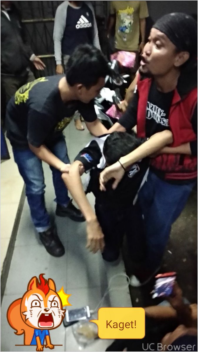 Krna terlalu hot😂✌️