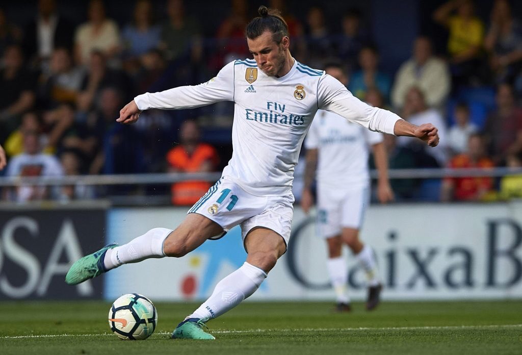mundodabola's tweet photo. GARETH BALE, QUE HOMEM! QUE GOLAÇO! 🔥🔥🔥 https://t.co/7R0QaKAuIA