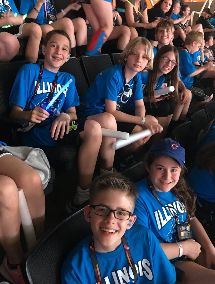 nicole_tye's tweet photo. Shepard students getting ready for the Destination Imagination Global Finals Closing Ceremony! #engage109 https://t.co/hh3iu4xVV9