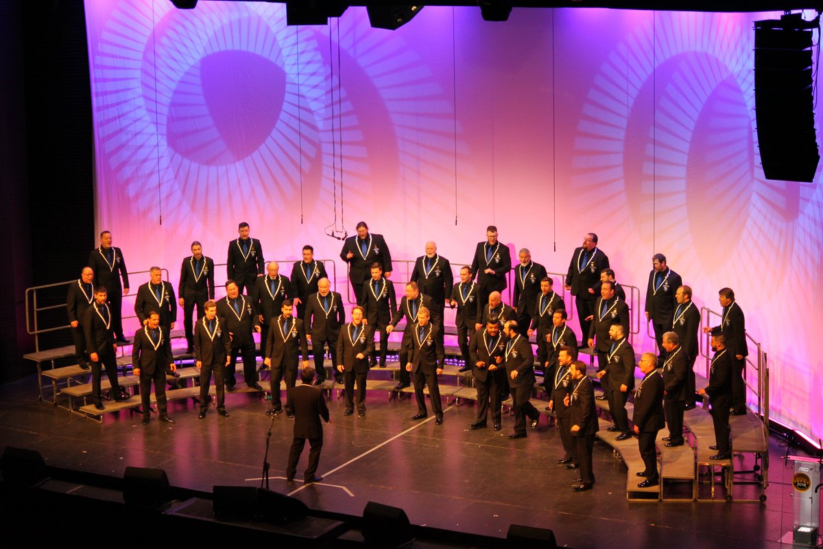 And now, our headine act for this evening. All the way from Kansas City, it's Central Standard Chorus! <a href="/cschorus/">Central Standard Chorus</a> #BABS18