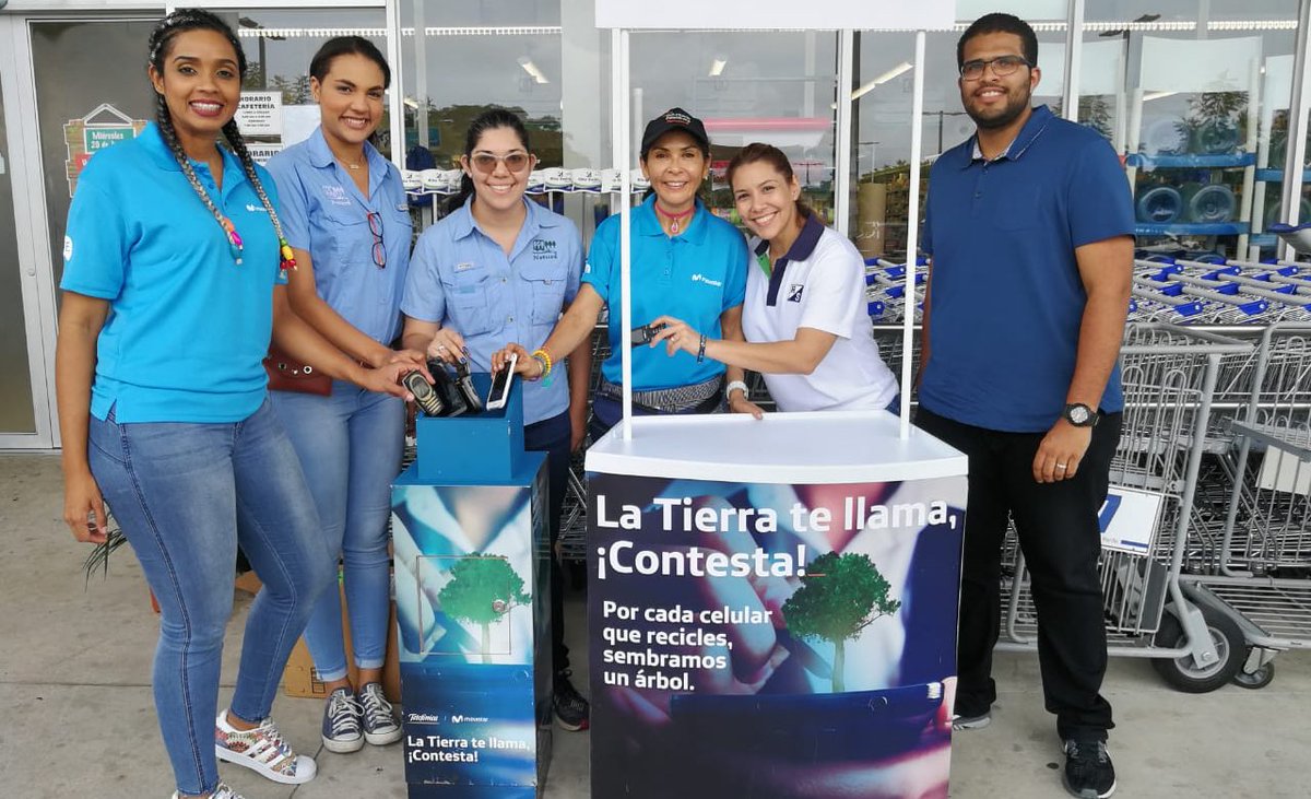 ileanapinedam's tweet photo. Recicla electrónico con @TelefonicaPA @naturapanama @RenuevoPanama @Riba_Smith https://t.co/MvQhe7EF1X