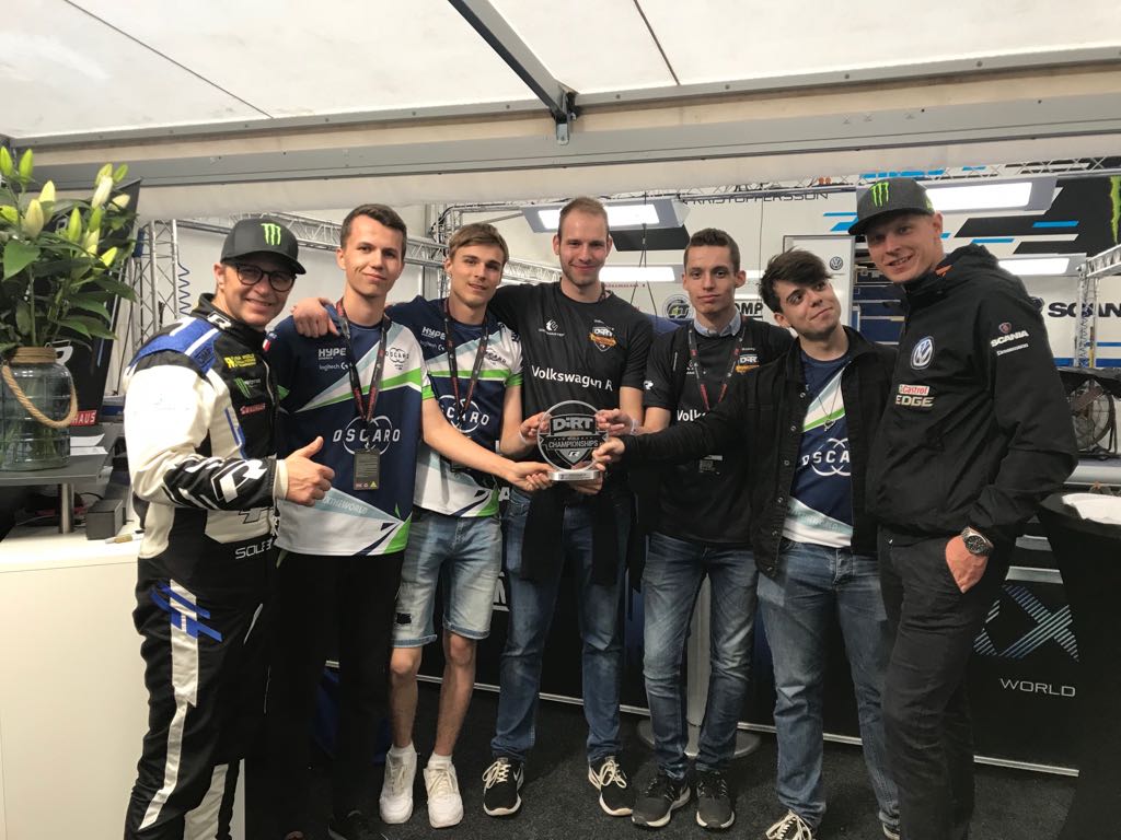 Petter_Solberg's tweet photo. From 20,000 entrants down to 6, then to only 1 winner...
Congratulations to all of the @dirtgame #VolkswagenRDWC finalists, and especially Joona Pankkonen who took home the win and the Championship! 🏆 https://t.co/ZbO1RD0tgi