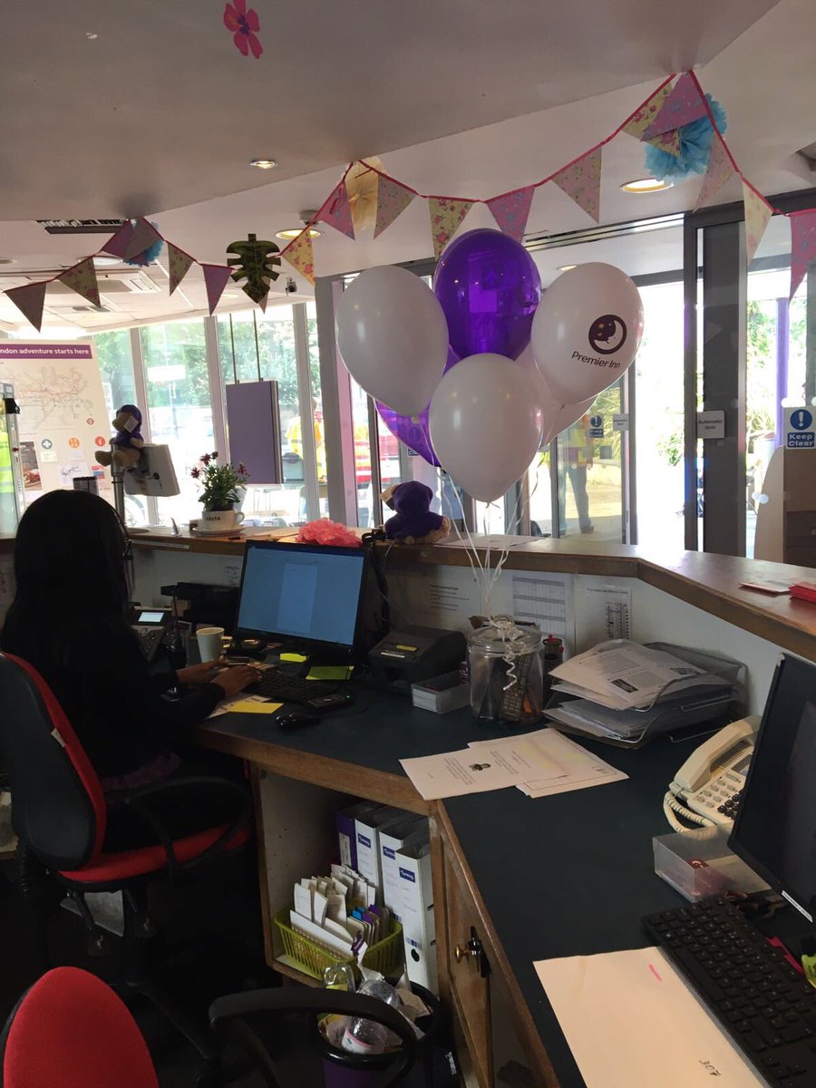 Premier Inn Putney tweet media