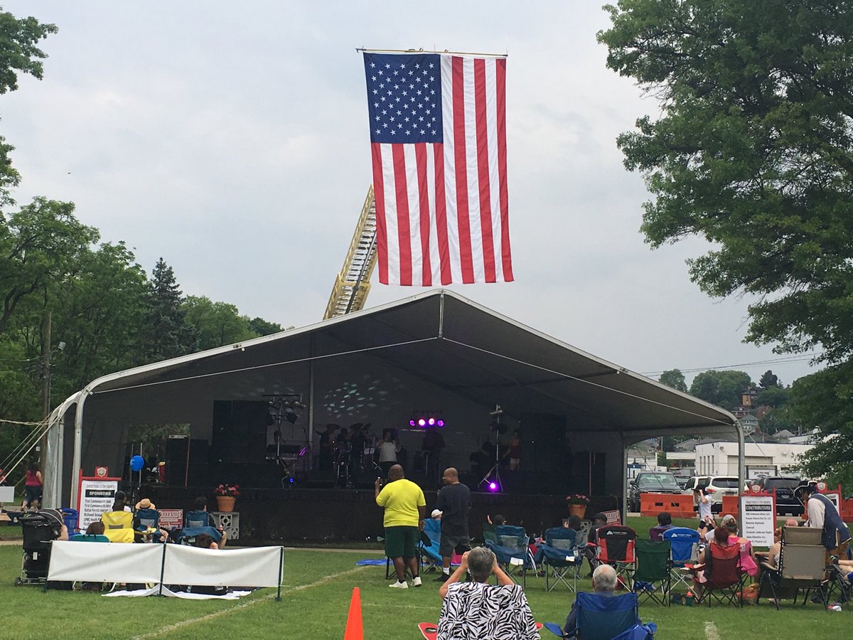 Full Tilt Band is on the stage at Community Days. Joe Grushecky is next. Fireworks at 9:30pm. Thanks Veterans on this special holiday weekend.