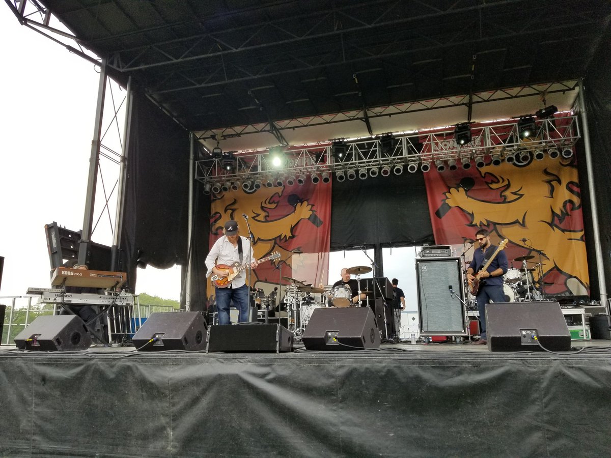 Ron_Clements's tweet image. Perpetual Groove is grooving, well, perpetually.  @GibblesArmy #LionFire