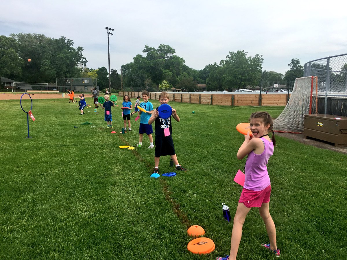 WW_3rd's tweet image. Phy-ed Fun Day was a BLAST! Thanks Mrs. Blasingame for organizing and our incredible @WestwoodISD271 community for helping make this day so special! 😎🏃🏽‍♂️🏃🏻‍♀️⛳️ #physicaleducation #fieldday