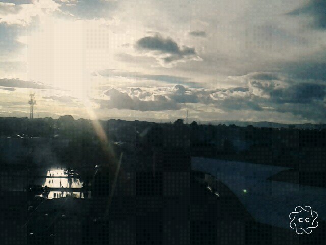 janaisabella3's tweet photo. @los40colombia @MCHeisel Nada mejor que estar en clase escuchando #StereoMC con @MCHeisel y este atardecer😍😍👽✌🎶 https://t.co/N7ainCsB35