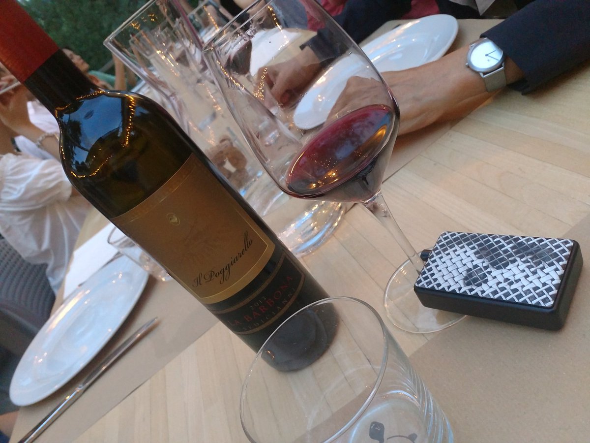 MarcoRapetti's tweet photo. #NationalWineDay family days https://t.co/kgqlpWlR3D