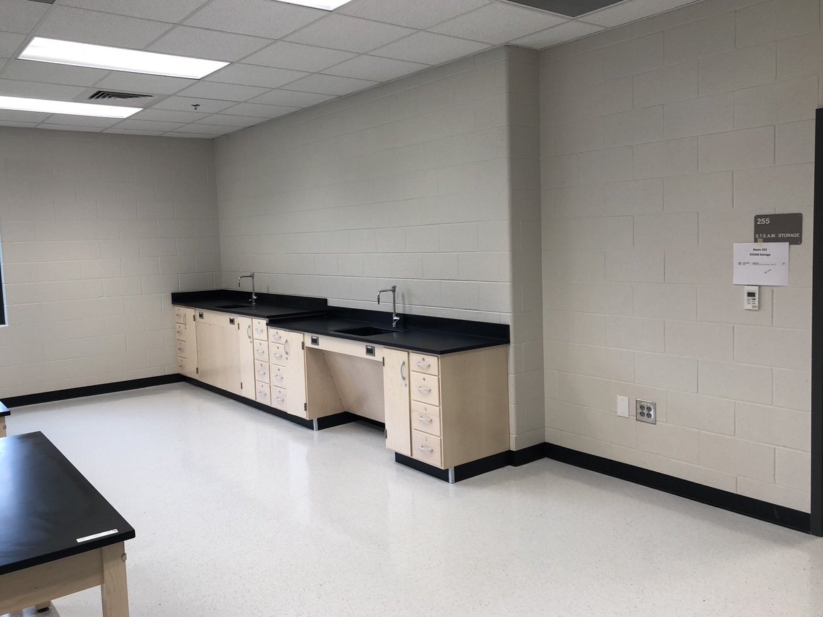 dcesstem's tweet photo. I can’t wait to make this lab FAB!! #blankslate #fablab #dcesstem @DcesDragons https://t.co/mANB3uAXn3
