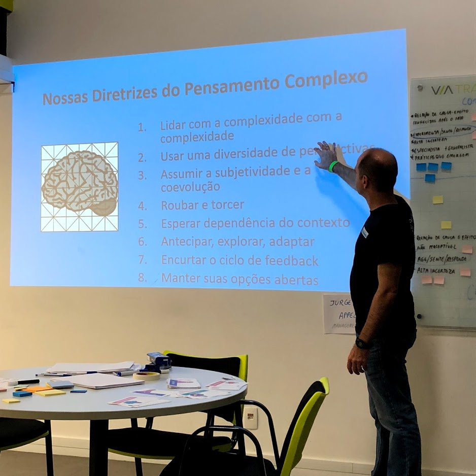 ecolabardini's tweet image. First day of the Management 3.0 Workshop! It was awesome! #management30 #cynefin #complexitytheory #movingmotivators
