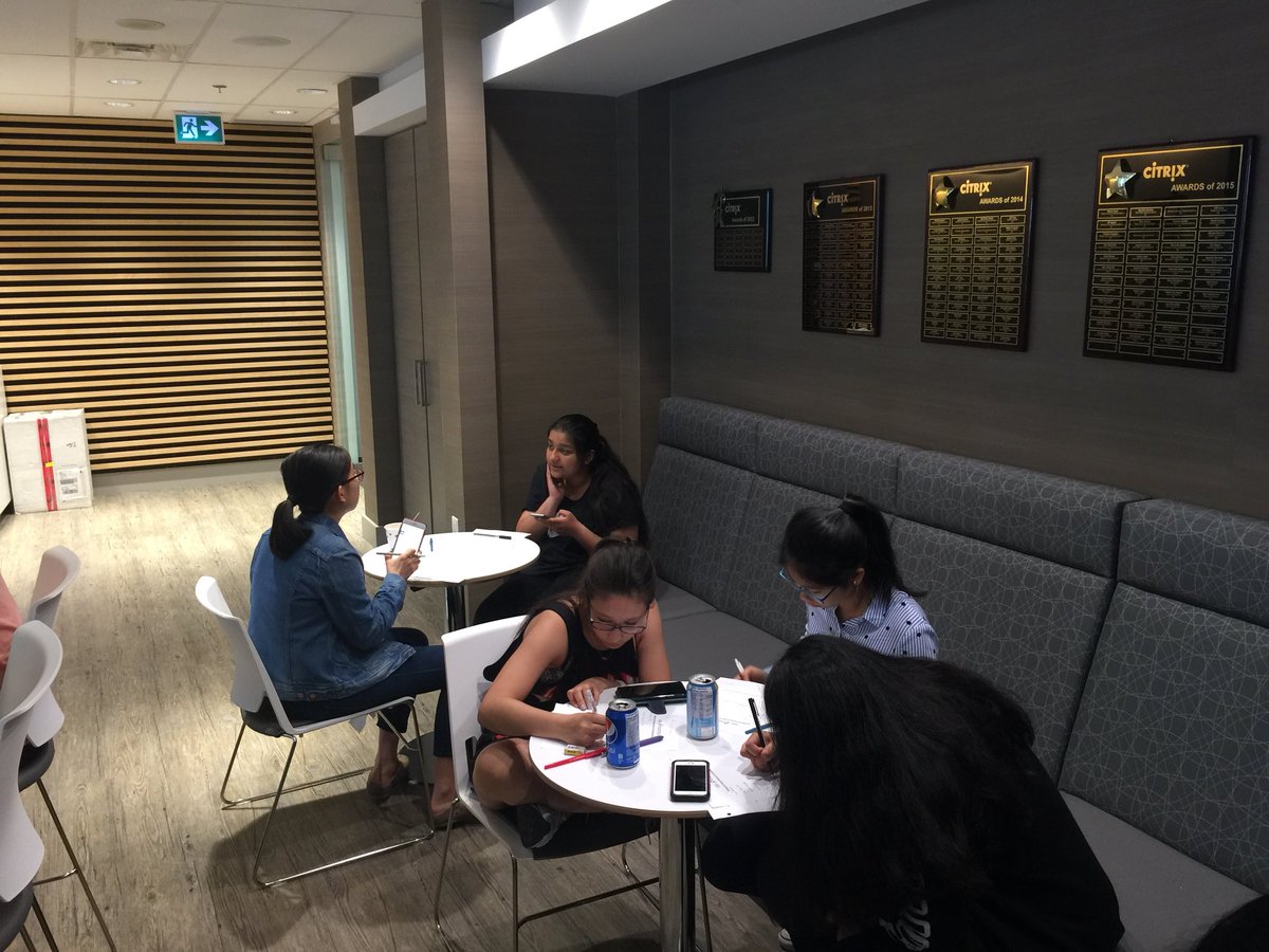 Issa_Paez's tweet photo. Fun day today at the @CitrixCanada office where a group of young women from the #STEMingUP program learned about the Fundamentals of #marketing from an entertaining and enthusiastic presenter: @shveta kanetkar! The #STEMingUP program introduces young women to #careers in #STEM https://t.co/NFxTDPQ7IG