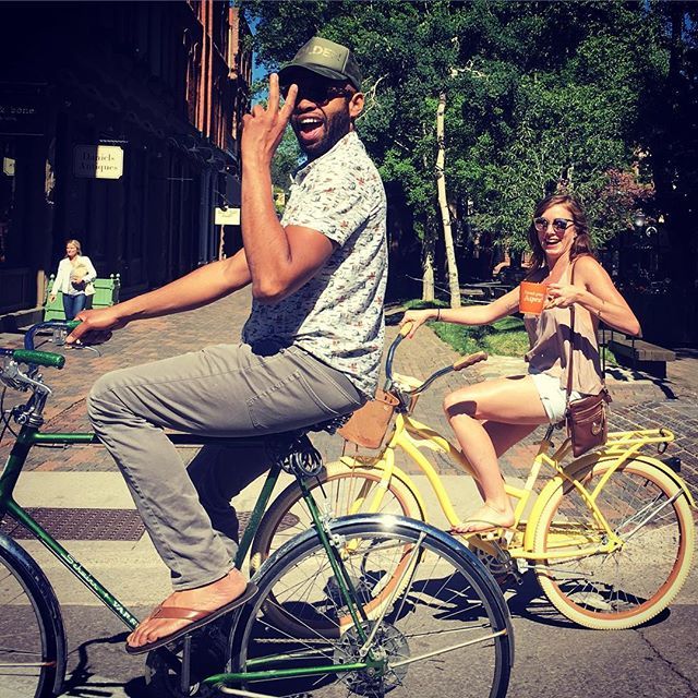 ashfedd's tweet photo. Meet @aspendamien y’all. He’s my favorite. #roomies #besties #rideordie #bikerchicks #morningcommute #howsyourassbeen https://t.co/UxjzWB7gs3 https://t.co/AY6MYTen5i