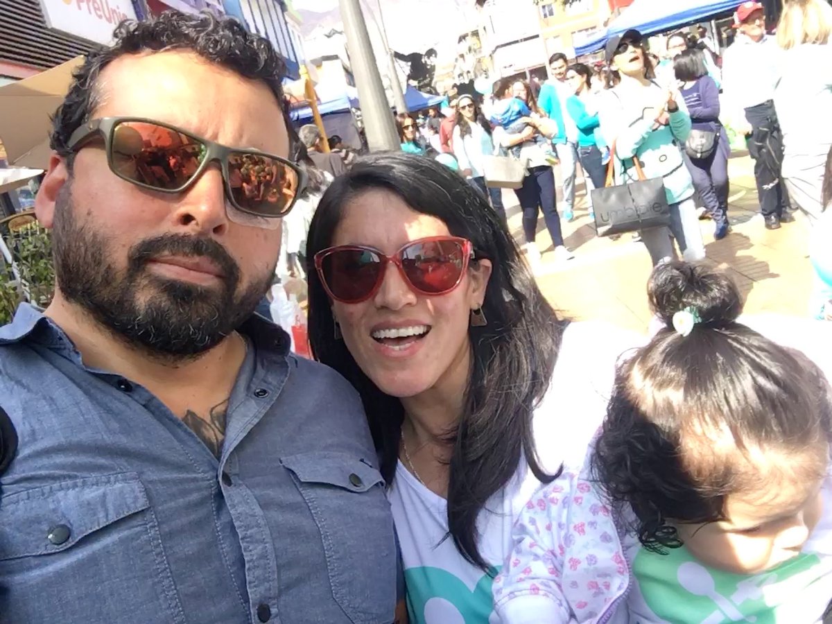 ZambraYessi's tweet photo. #Antofagasta se manifiesta para que las alergias alimentarias entren al GES y den leches especiales a los bebés sin importar sistema de salud #SomosVoz #PintateTurquesa https://t.co/Xrdt3c20T9