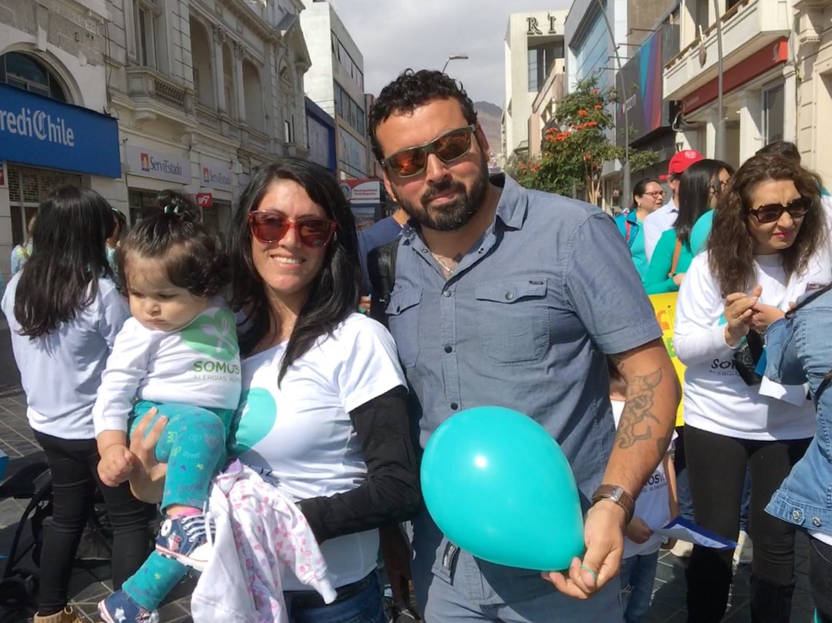 ZambraYessi's tweet photo. #Antofagasta se manifiesta para que las alergias alimentarias entren al GES y den leches especiales a los bebés sin importar sistema de salud #SomosVoz #PintateTurquesa https://t.co/Xrdt3c20T9