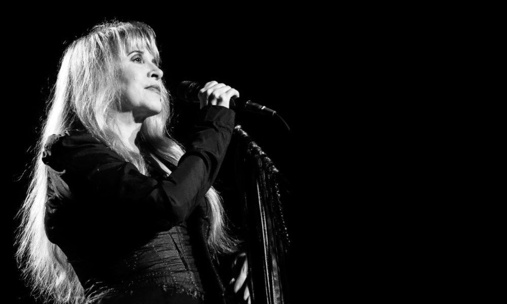 Photo Essay: Stevie Nicks - 24 Karat Words from the Road buff.ly/2IPxf8s #HappyBirthdayStevie