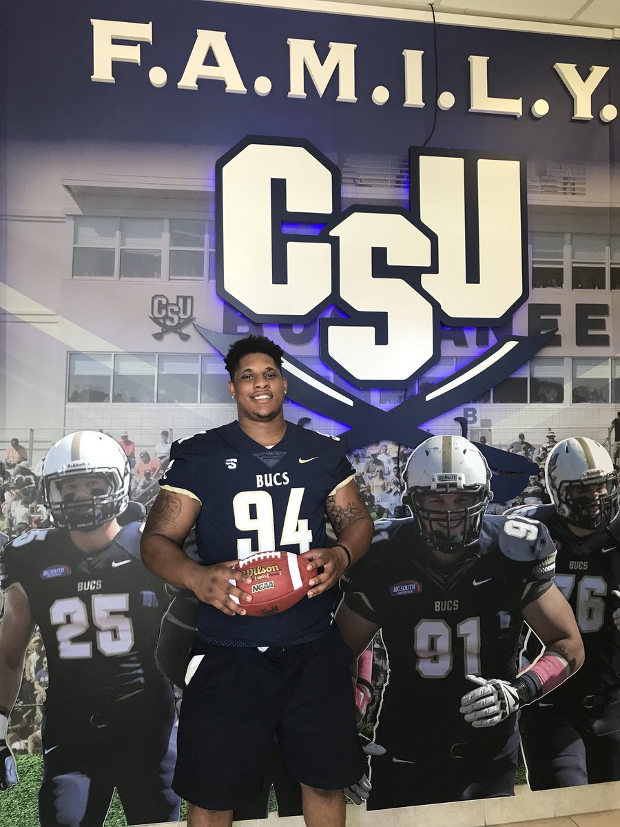 JuCoFootballACE's tweet photo. Tony Williams @TonyWill9105 of DuPage JuCo @Dupage_Football @CSUFB visit @CoachFosterCOD https://t.co/SYt7K7OPsy
