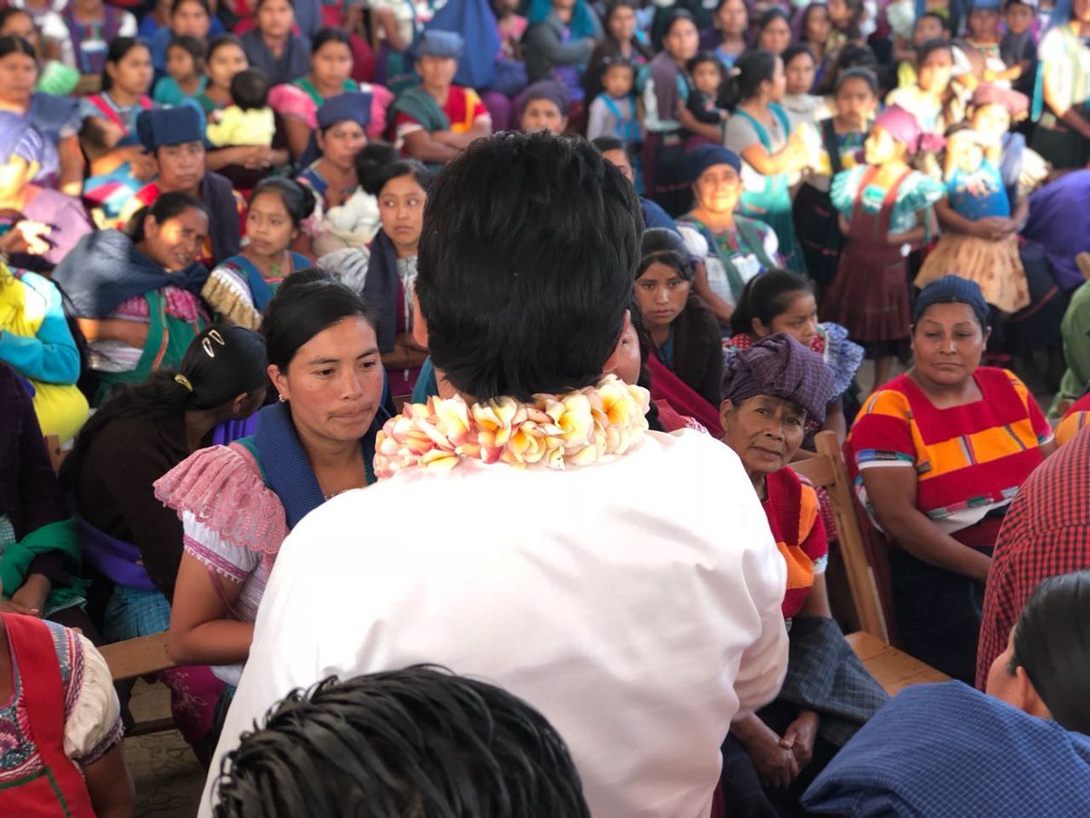 ralbores's tweet photo. Amatenango, sus artesanías, sus lugares, su gente, hacen que mi compromiso por Chiapas se fortalezca aún más. Tenemos la capacidad y las ganas por ustedes #NiMeAsustoNiMeRajo. #AlboresGobernador https://t.co/XqICnjZTTj