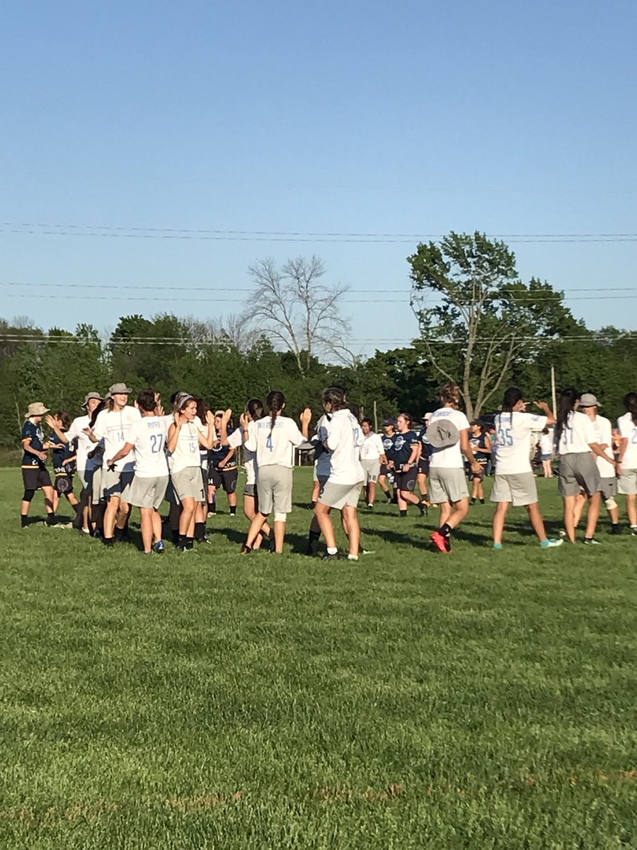UNCSportClubs's tweet photo. Pleiades moves on to the quarterfinals with a 15-10 win over Michigan. Pleiades will play Stanford on Sunday morning https://t.co/FuoTvsPPAg